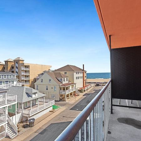 Americana Motor Inn On Boardwalk Ocean City Exterior photo